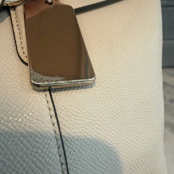 Coach Ava tote and matching wallet - Picture 16 of 17